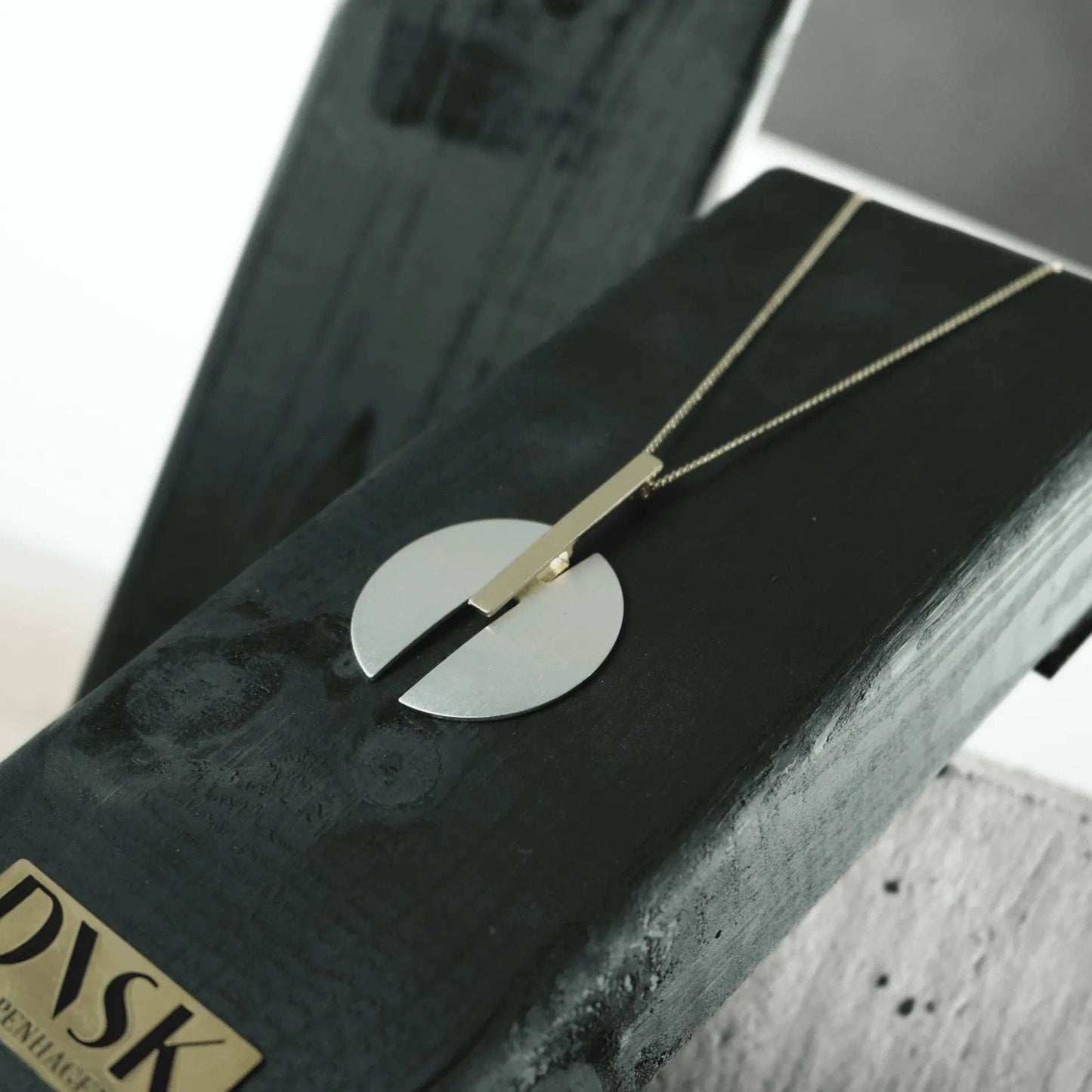 Collana Vanity regolabile con mezze lune bicolore placcata argento e oro